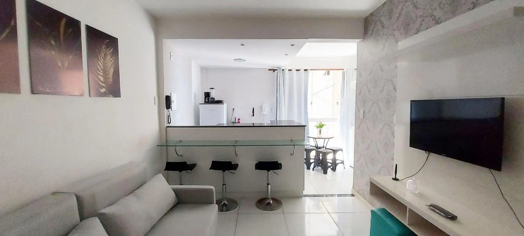 COOND0100 - Quarto e sala beira mar na Ondina por Beehost
