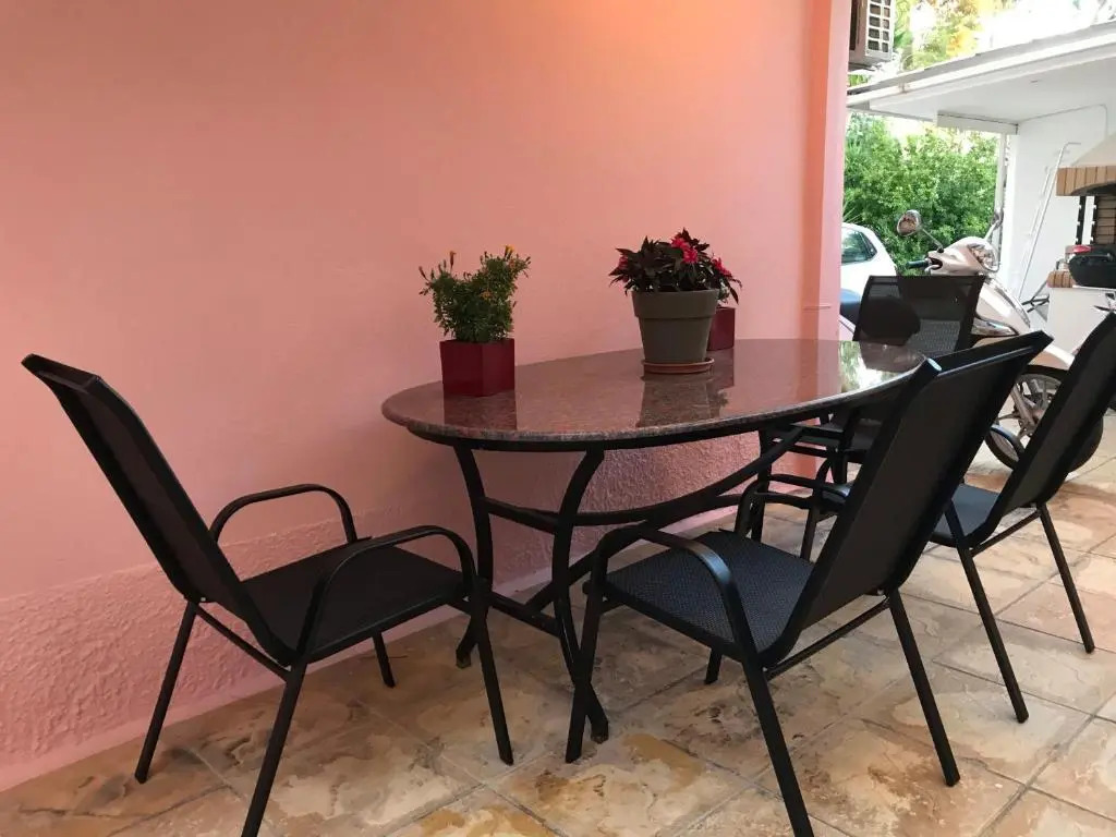 Ionian Stylish Apartment