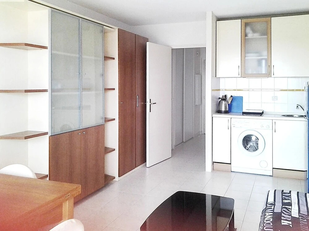 Studio in Beausoleil, With Wonderful sea View, Pool Access, Furnished