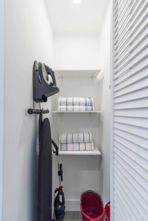Luxury 2 bedroom apt in South Beach 301