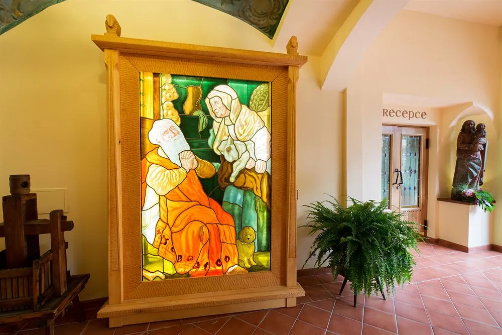Hotel Selsky Dvur - Bohemian Village Courtyard