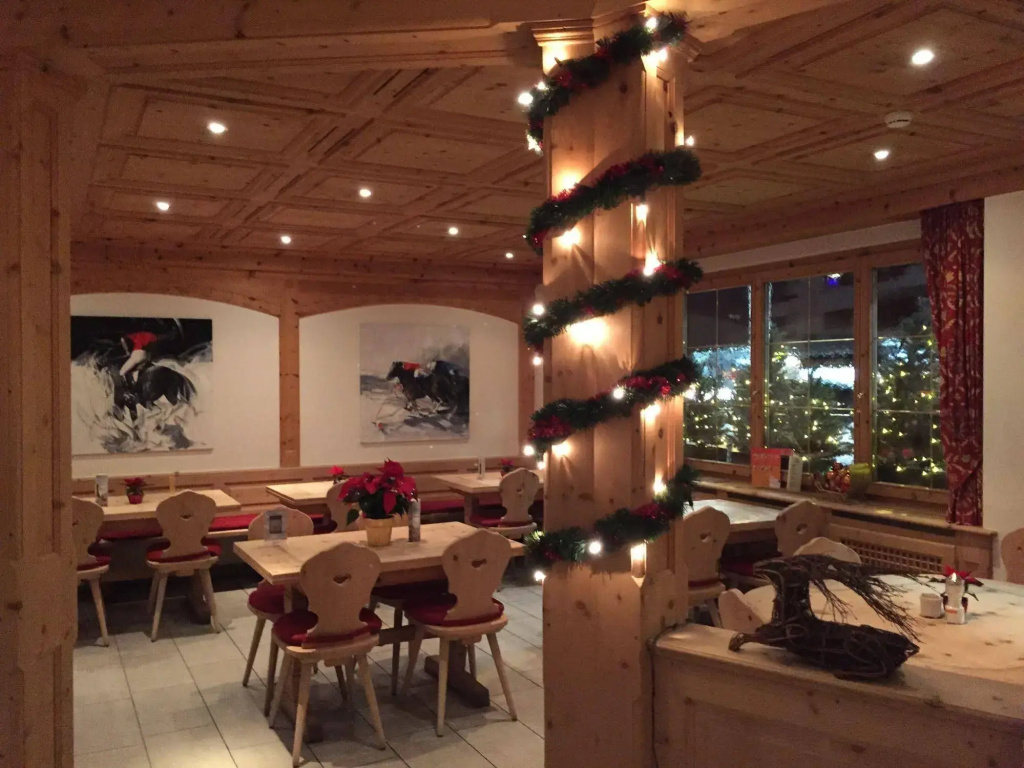 Hotel Corvatsch - Web Check-in
