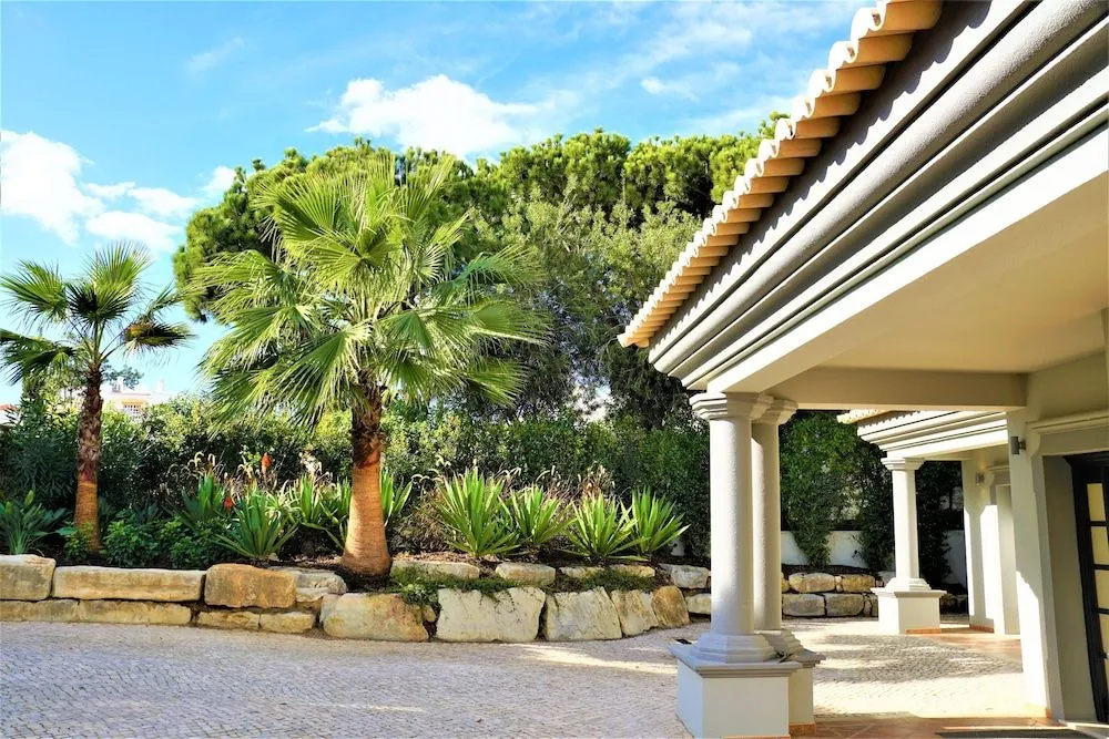 Charming Exceptional Golf Villa in Algarve