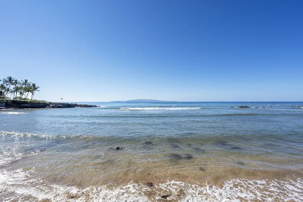 Shores of Maui 215 - Dramatic Ocean Views, Steps to the Beach, Renovated, AC!