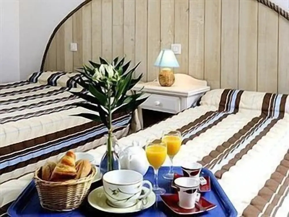 Logis Le Relais Saint Jacques