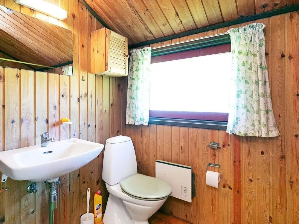 6 Person Holiday Home in Albaek