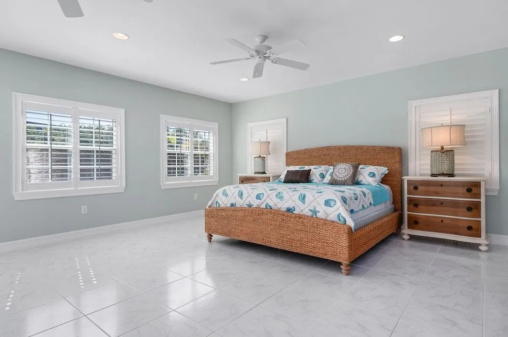 New Listingprivate Pool Spa Located On Canal With Boat Lift 3 Bedroom Home by Redawning