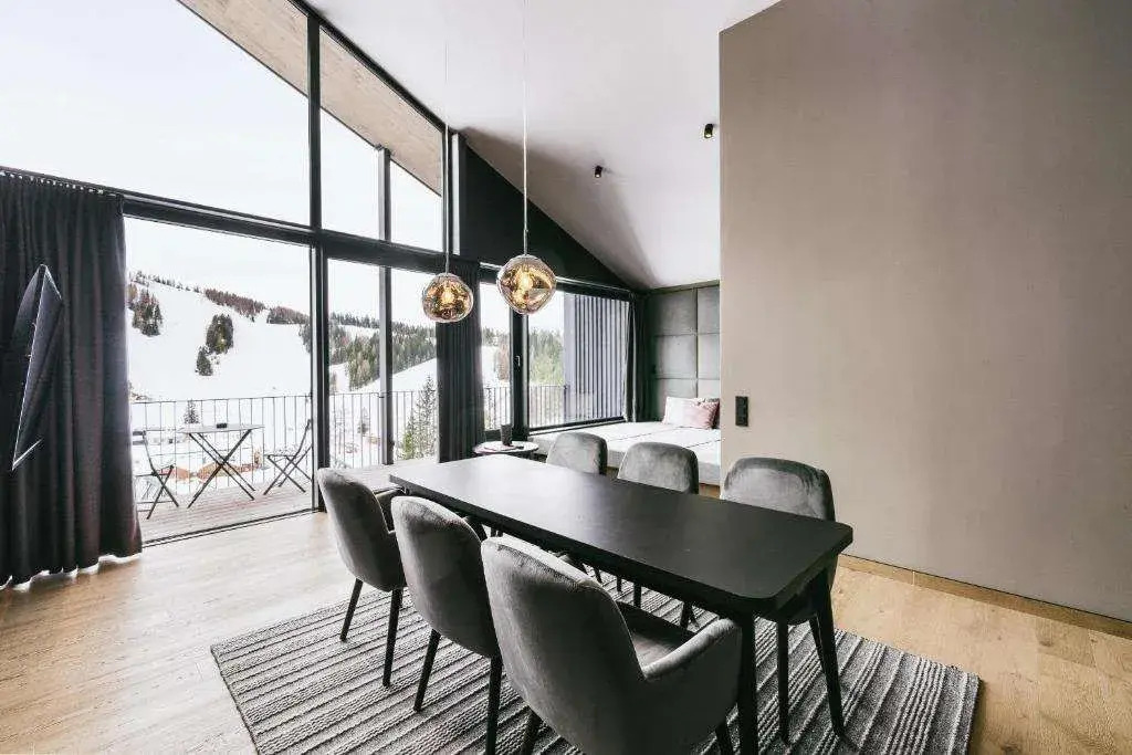 TRIFORET alpin resort by Falkensteiner
