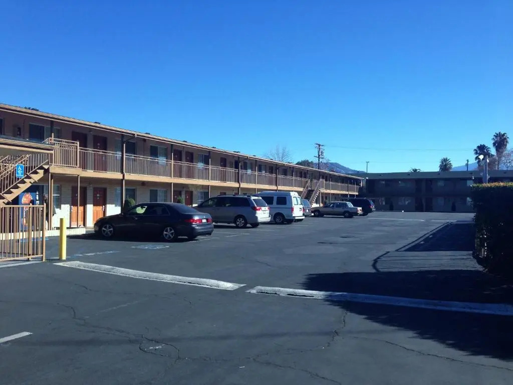 Downtown Motel 7