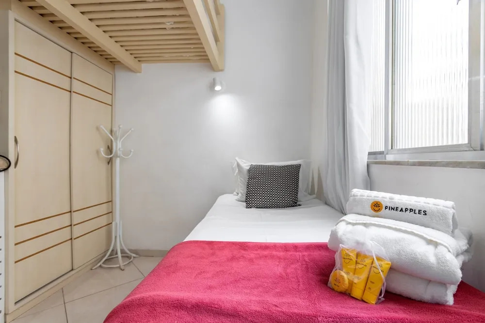 1 Minute From Copacabana Beach A923