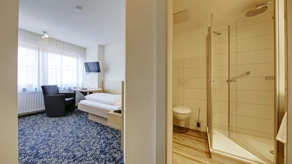 Hotel Bauer Großbettlingen