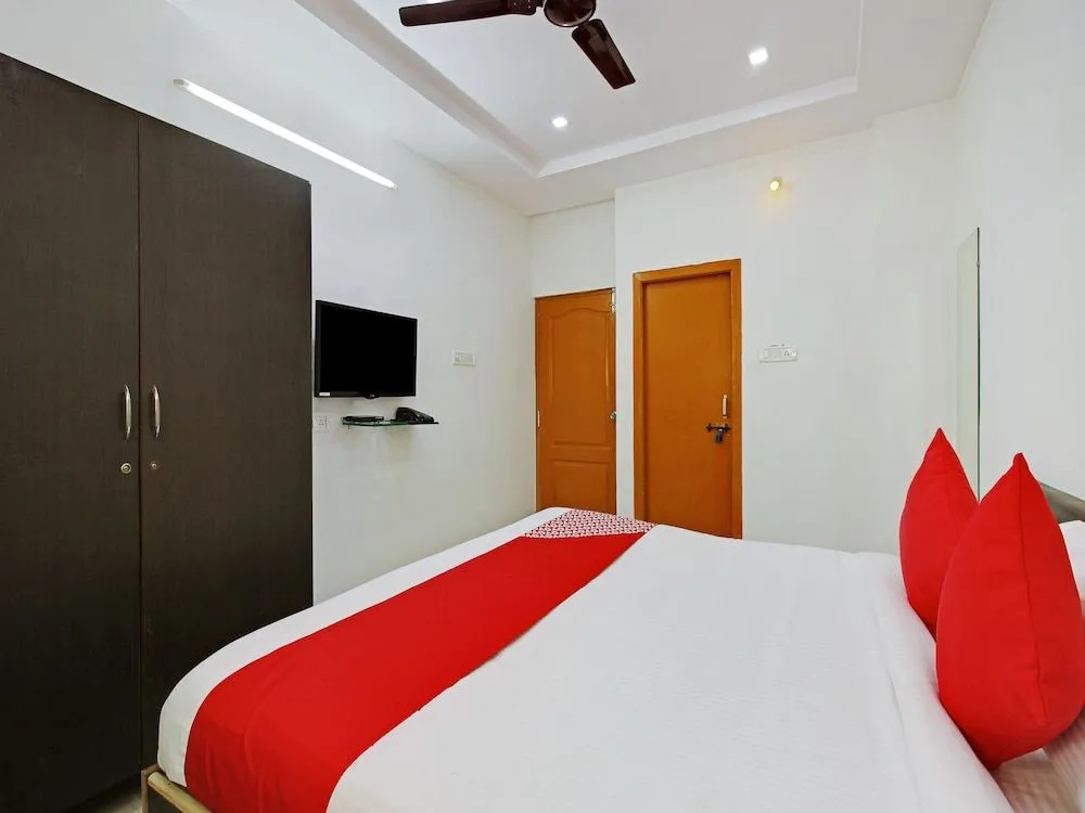 Super Hotel O Golden Hive Madhapur Near Shilparamam
