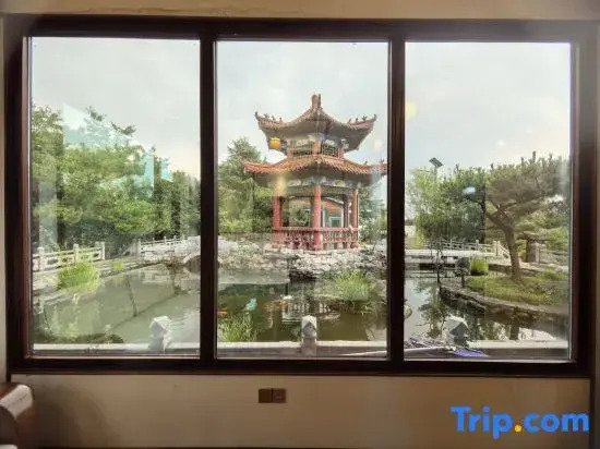 Jinan Huiyan Mountain Residential Residence