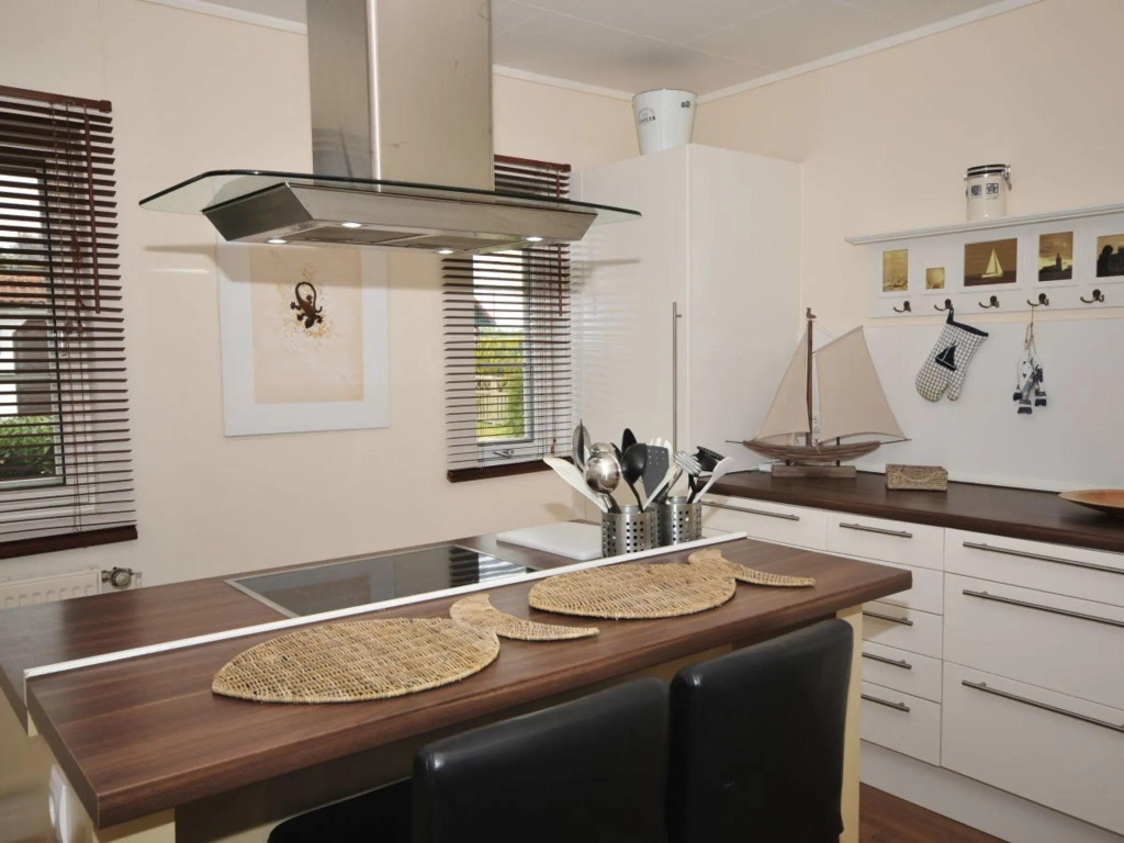 Spacious Holiday Home in Bastorf near Seabeach with Garden