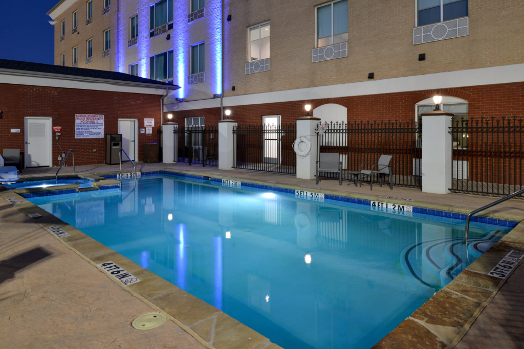 Holiday Inn Express & Suites Royse City - Rockwall by IHG