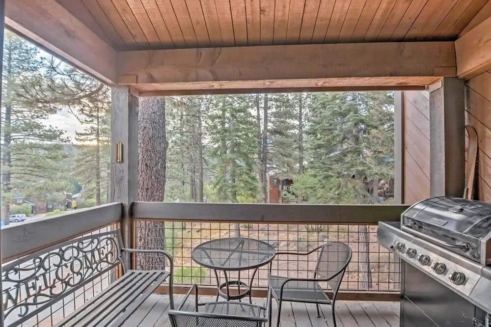Northstar Resort Shuttle Access: Truckee Condo