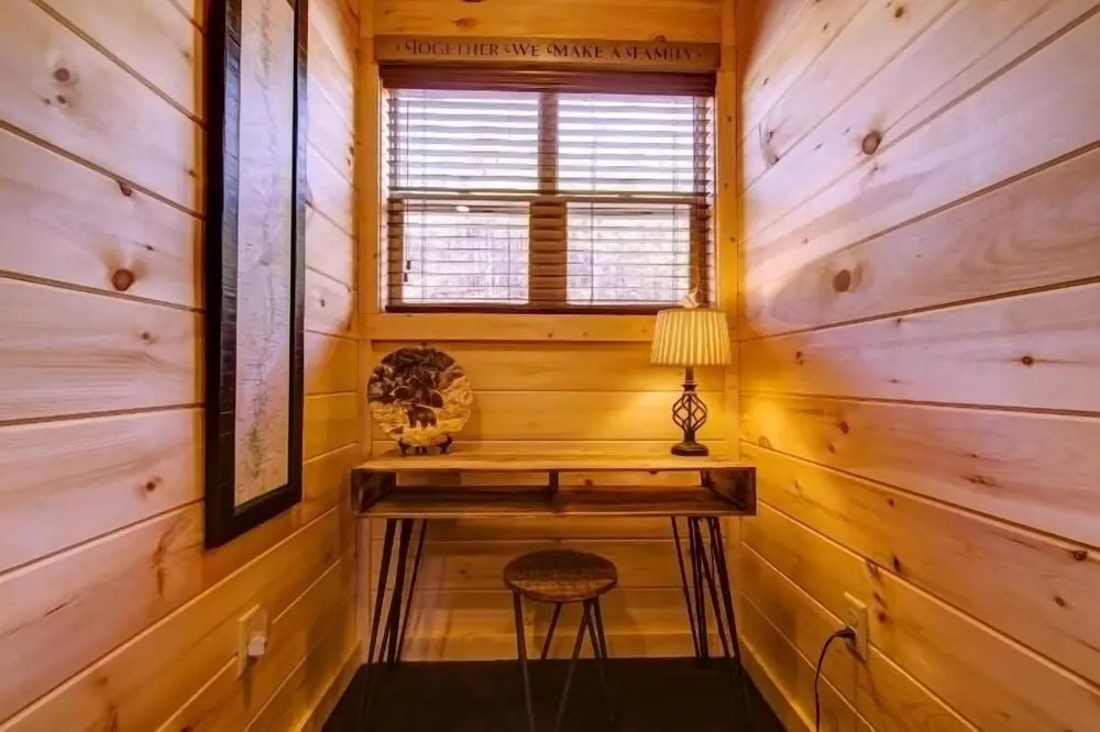 Country Cozy 4 Bedrooms 5 Bathrooms Home