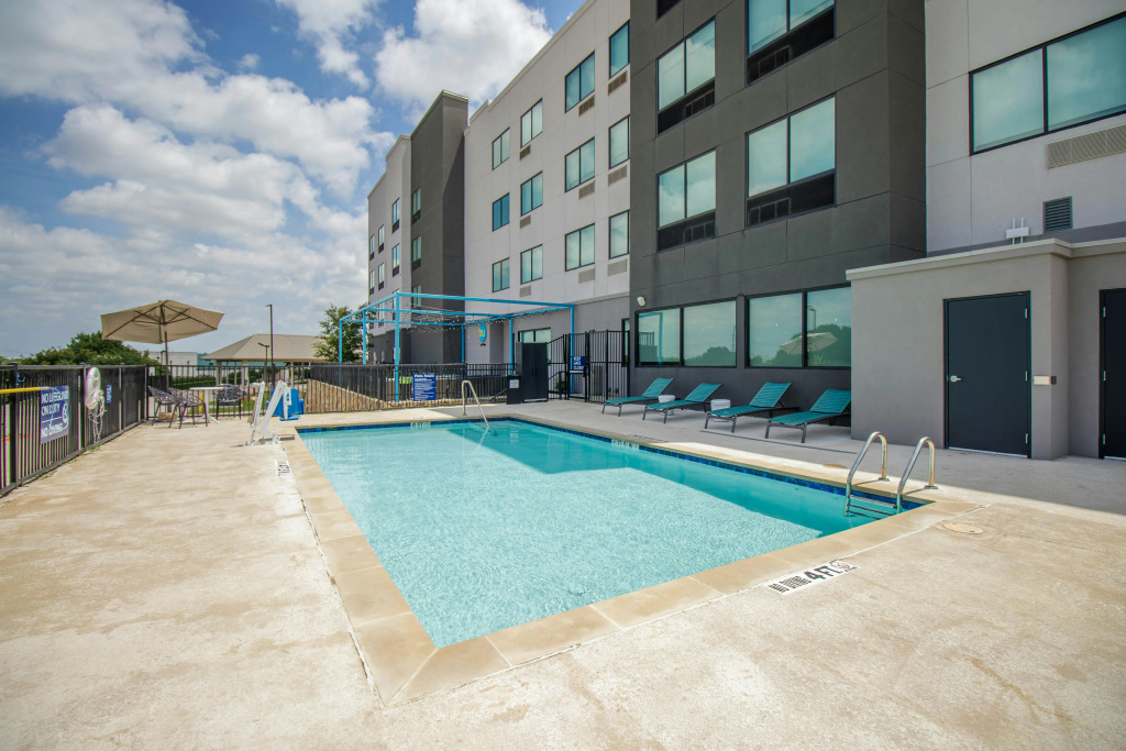 Tru By Hilton Mckinney
