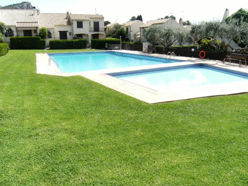 Les Oliveres 67
