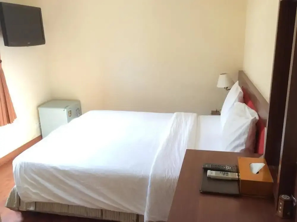 Tulip Hotel Vu Ngoc Phan