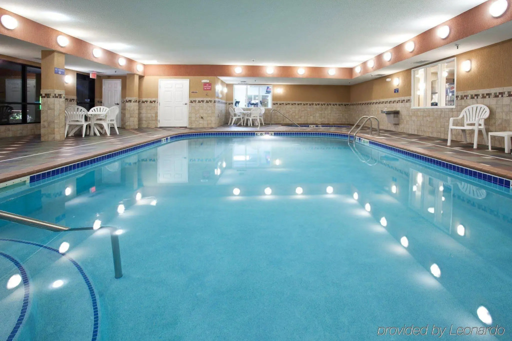 Holiday Inn Express & Suites Ft Collins by IHG