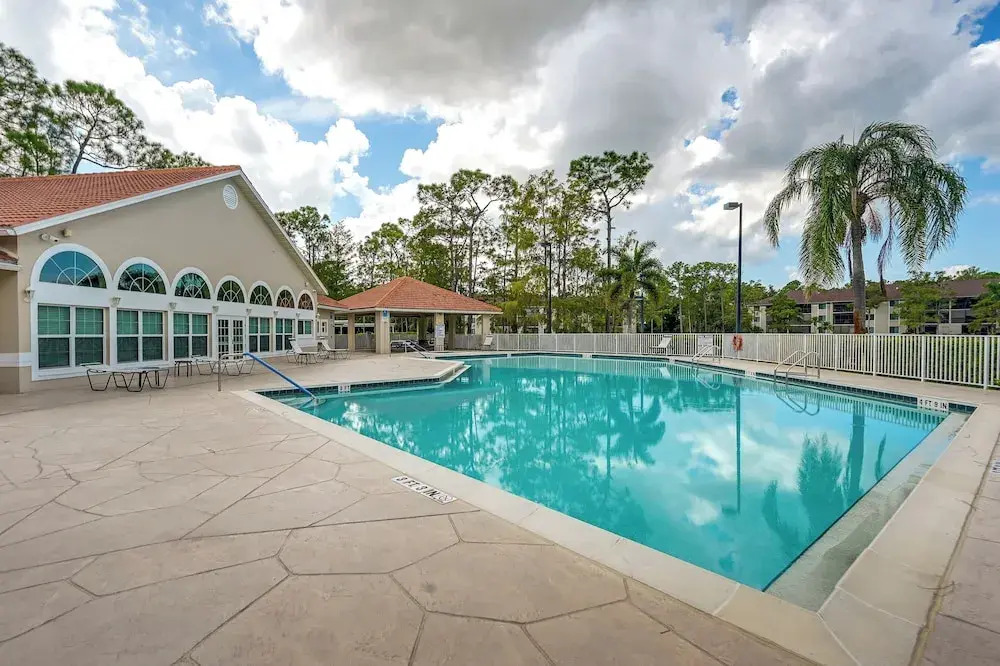 3 Mi to Beaches: Naples Condo w/ Pool Access!