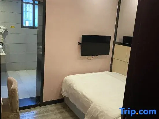 Yiyang Jincheng Hotel (Hunan Vocational College of Arts and Crafts)