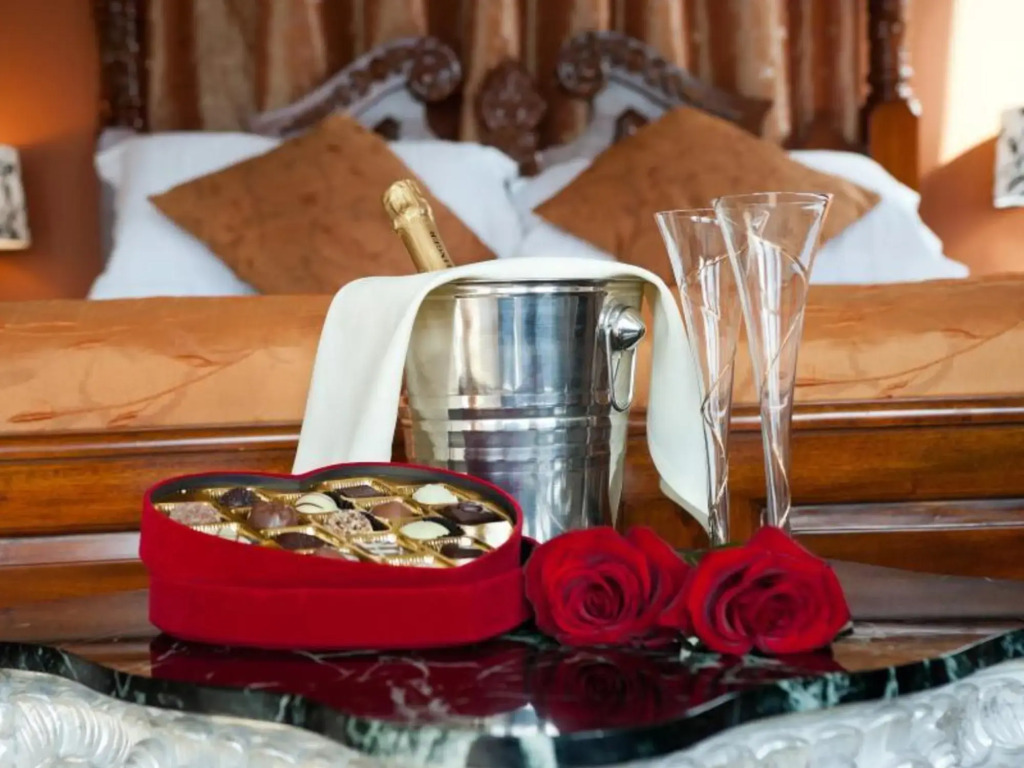Wheatlands Lodge - Bed & Breakfast