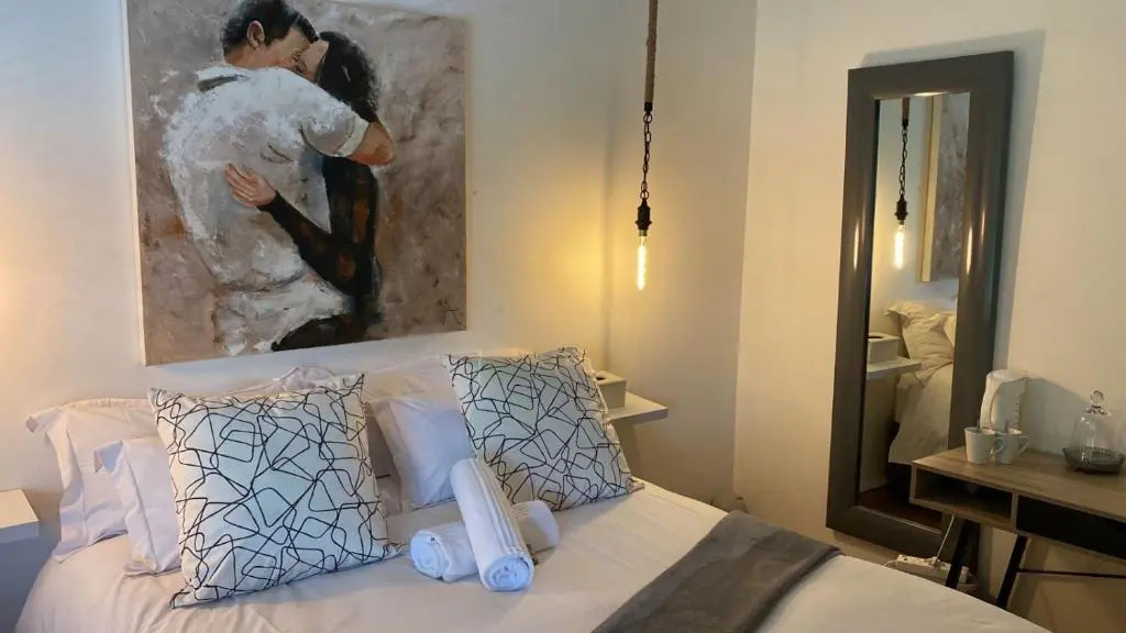 Luxury Upmarket Guesthouse 20 on 4th