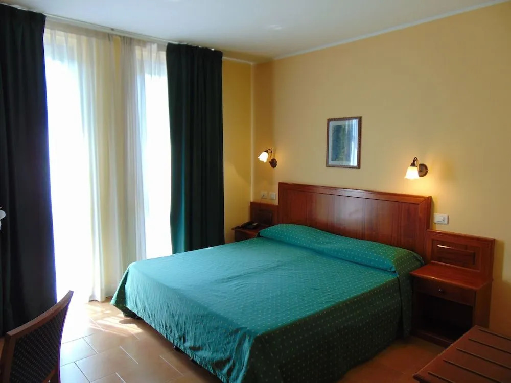 Hotel Brixellum