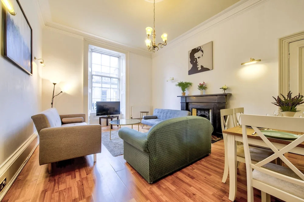 Alva - City Centre Apartment