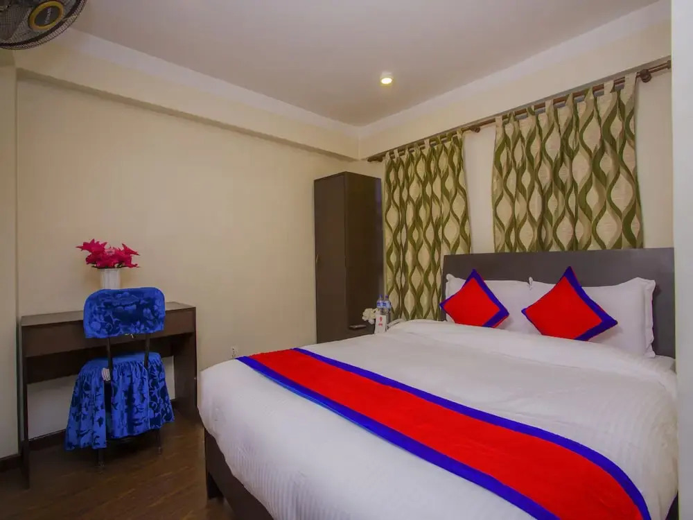 OYO 299 Hotel Sweet Home