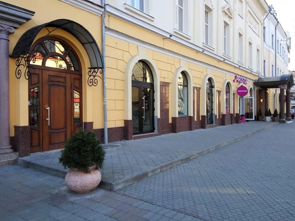 Best Apartments on Kyryla & Mefodia