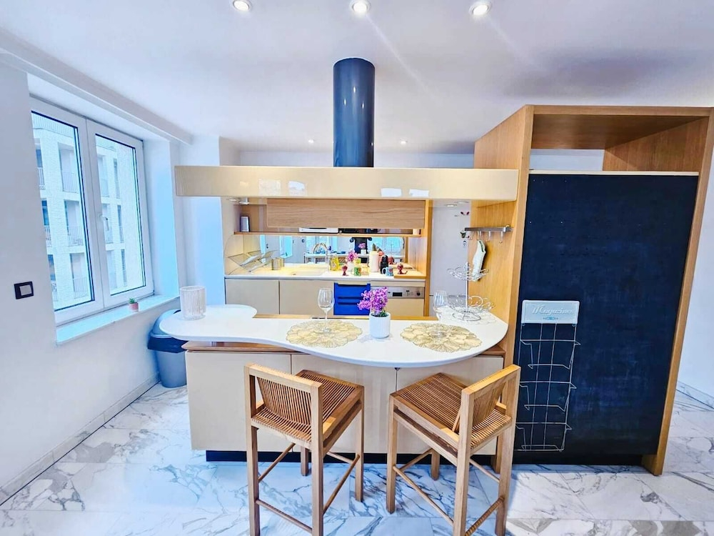 Smart Retreat next to Luxembourg Station