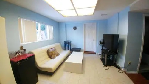 Burris Guest House