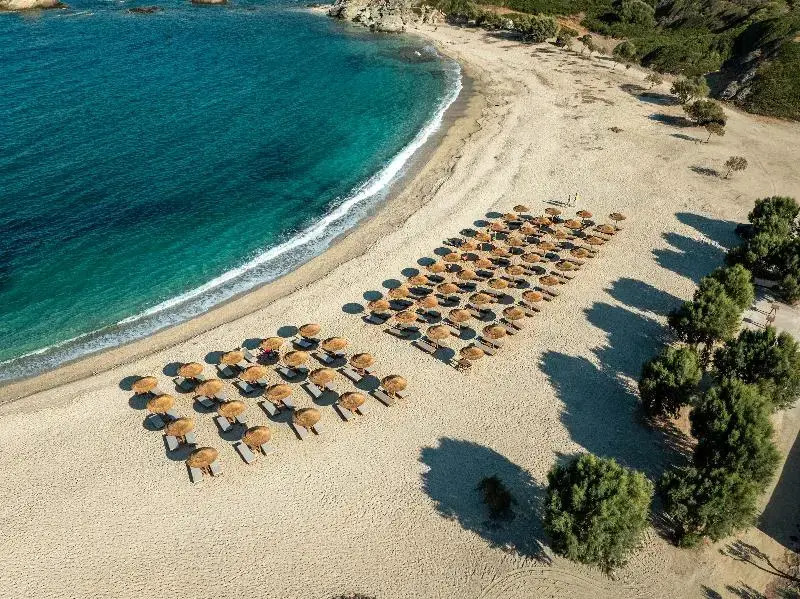 Heromylos Resort And Spa
