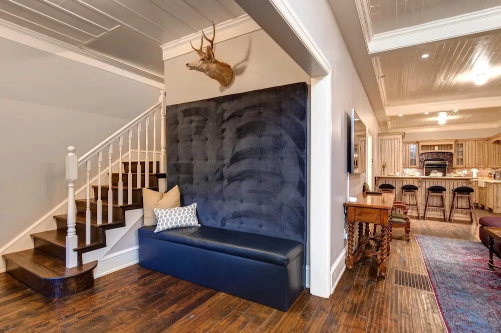Abode at Heirloom House