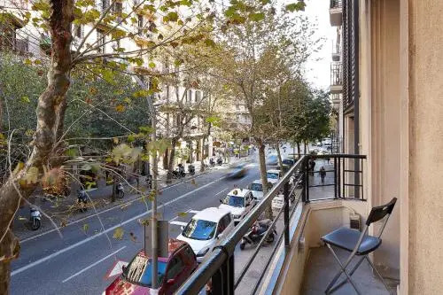 Cozy Apartment Casanova-Eixample