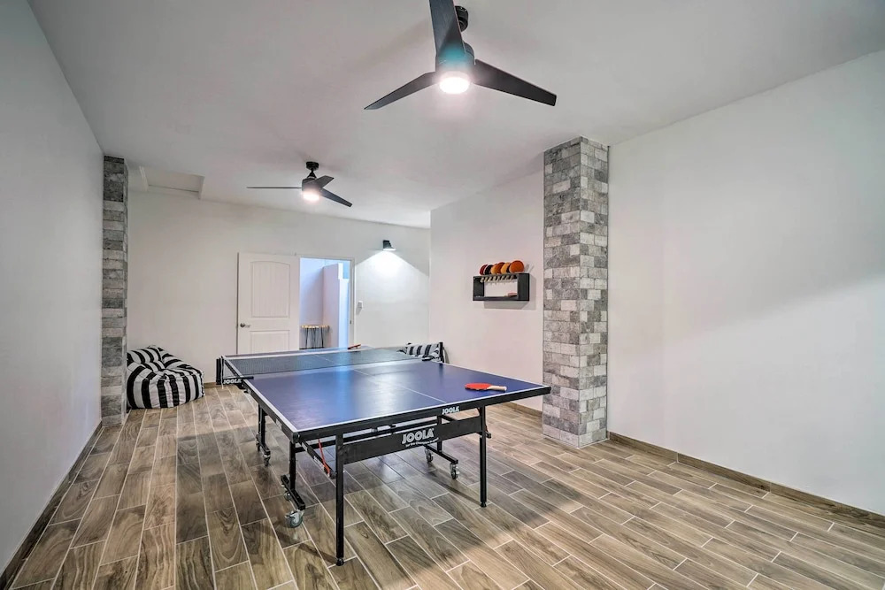 Mtn-view Gem w/ Fire Pit & Deck in Payson