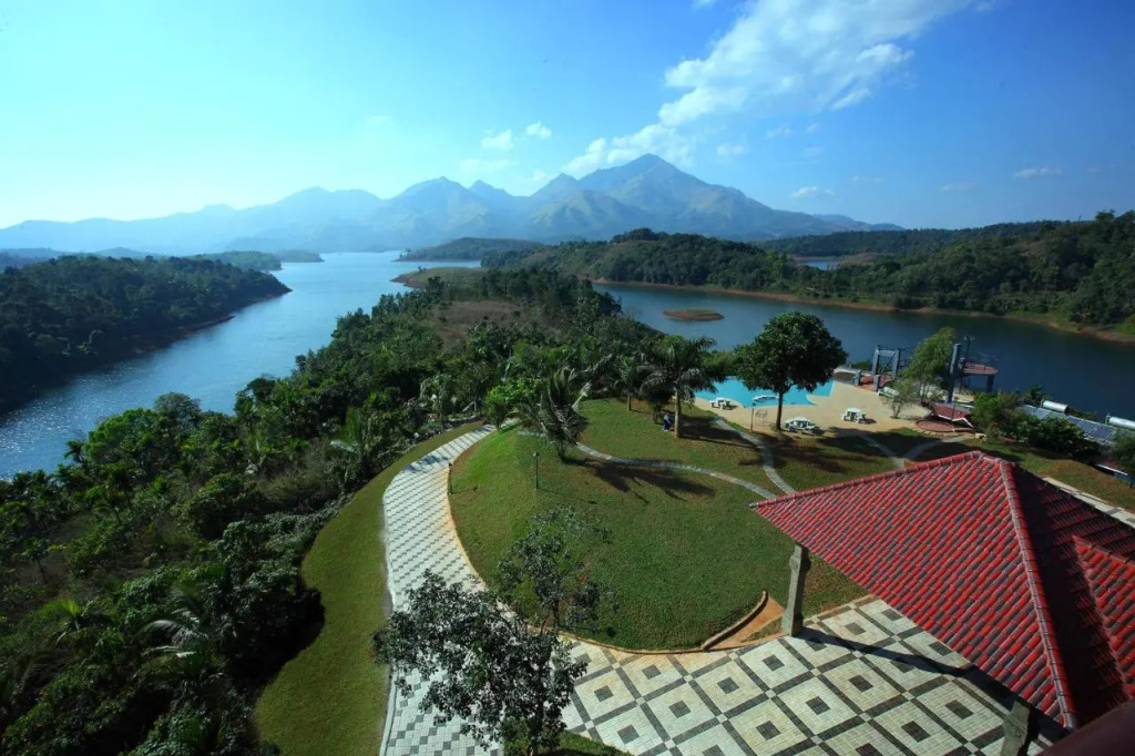 Arayal Resorts: A Unit of Sharoy Resort, Wayanad