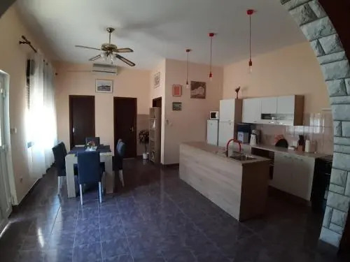 Apartment Buskulic