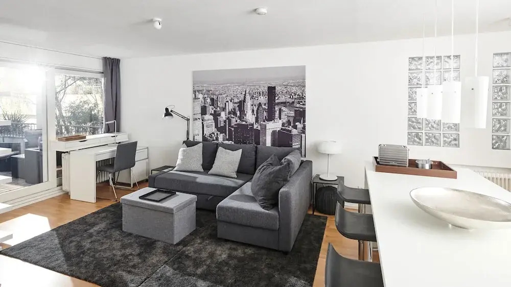 Kliniknahe 2-Zimmer Whg, große Terrasse im Grünen