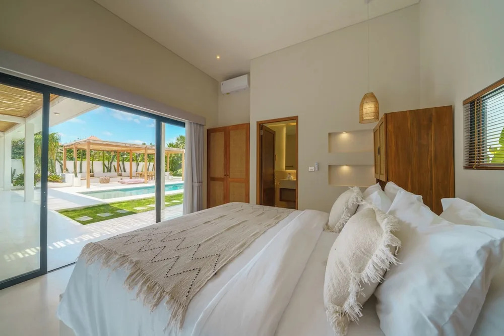 Villa Air - Brand New Stylish 2BR Villa in Pererenan