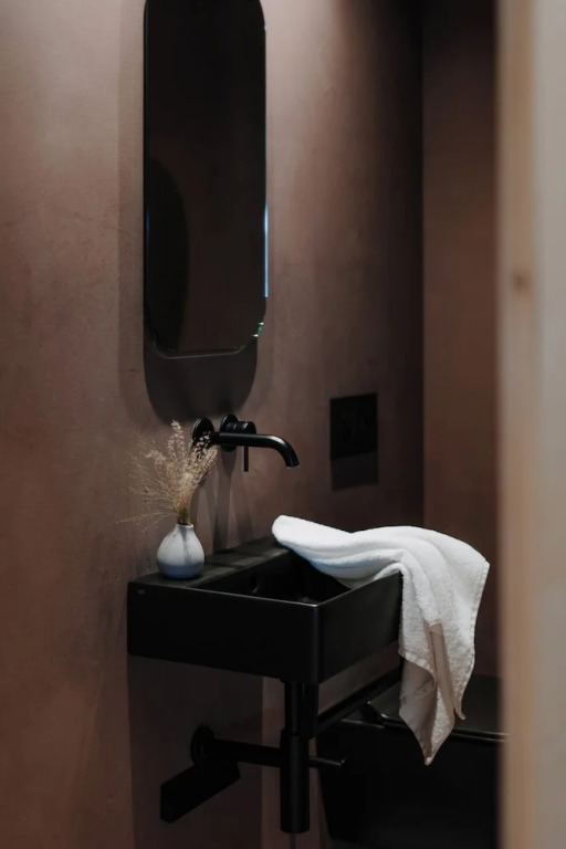 Atto Apartments & Suites