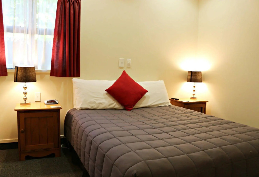 Cambridge Mews Motel