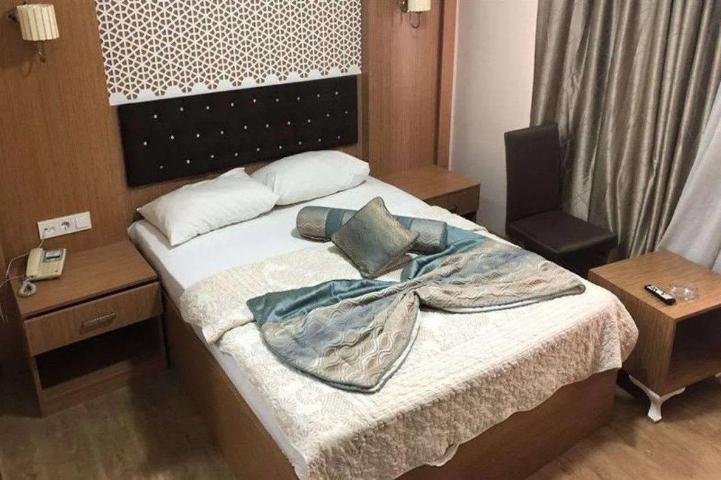 Grand Milan Hotel