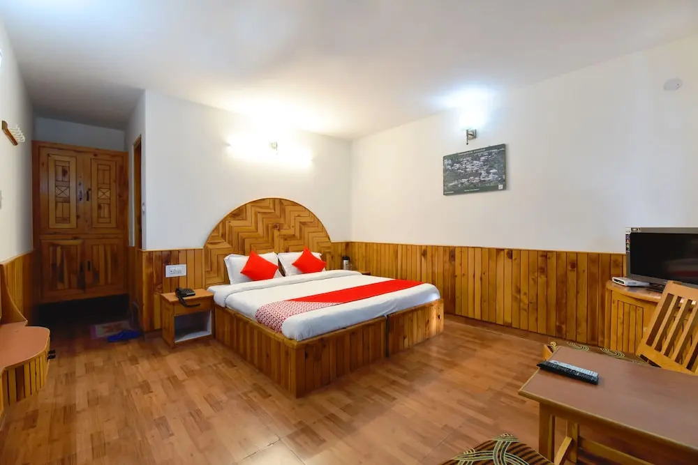 OYO 6426 Hotel Rishi Palace