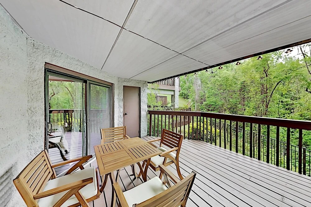 Renovated In Coveted Community W/ 3 Pools 2 Bedroom Condo