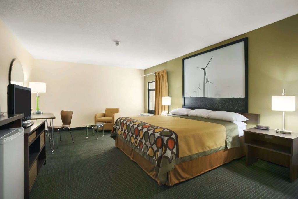 Super 8 by Wyndham Columbia City
