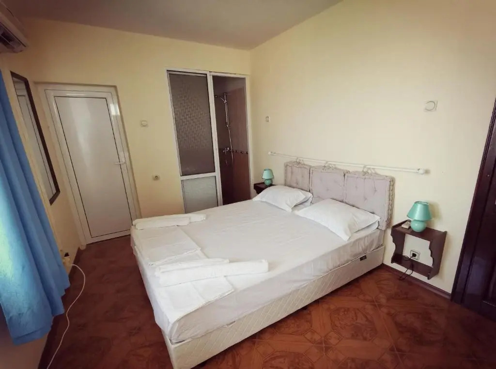 Hotel VALDI